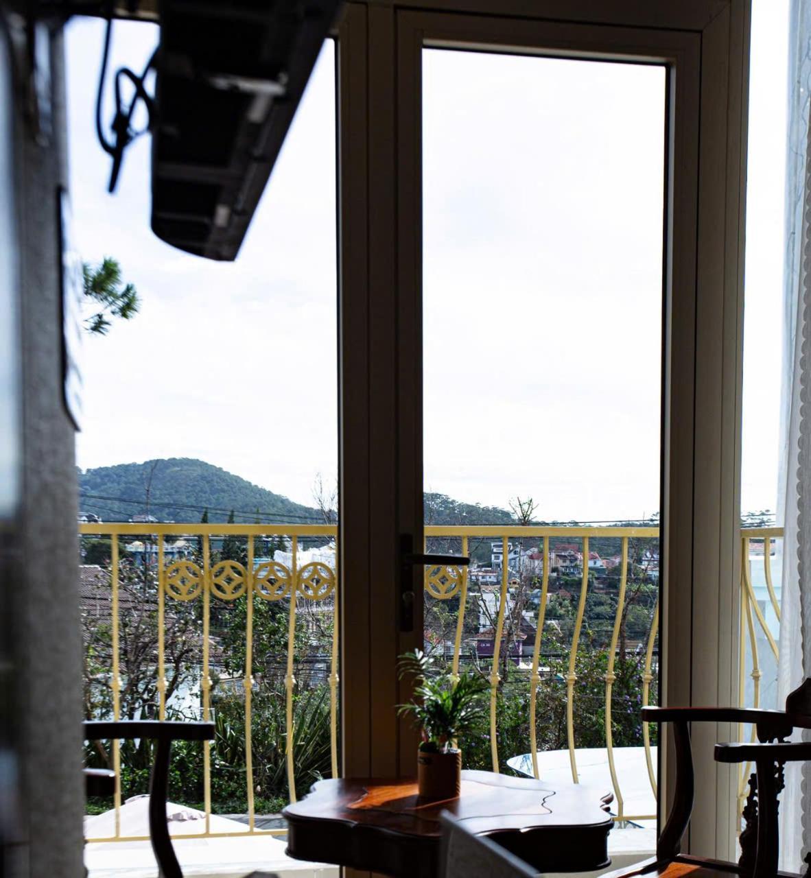 Hotel KháCh SạN Sunrise Dà LạT Da Lat Zewnętrze zdjęcie