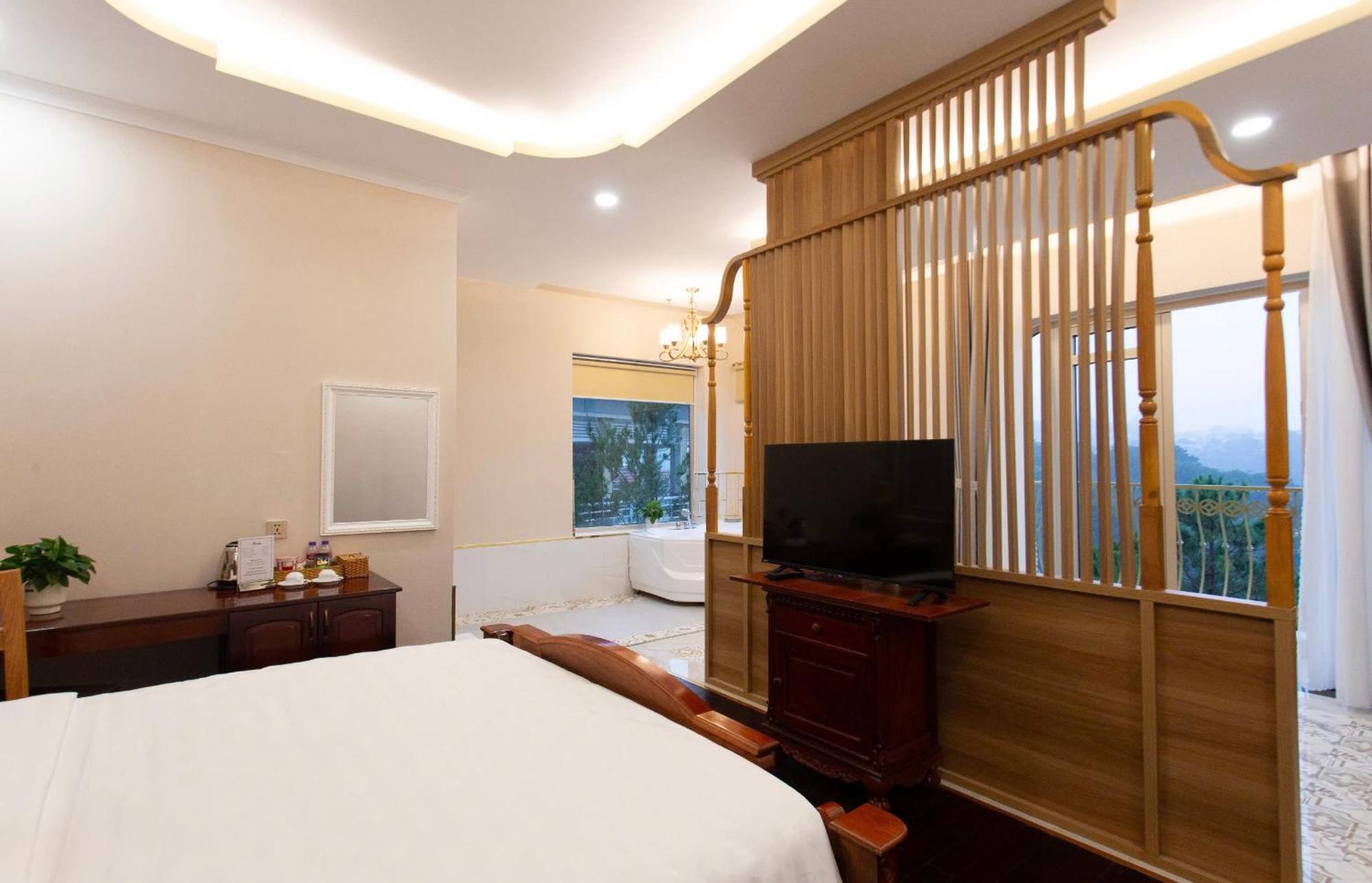 Hotel KháCh SạN Sunrise Dà LạT Da Lat Zewnętrze zdjęcie