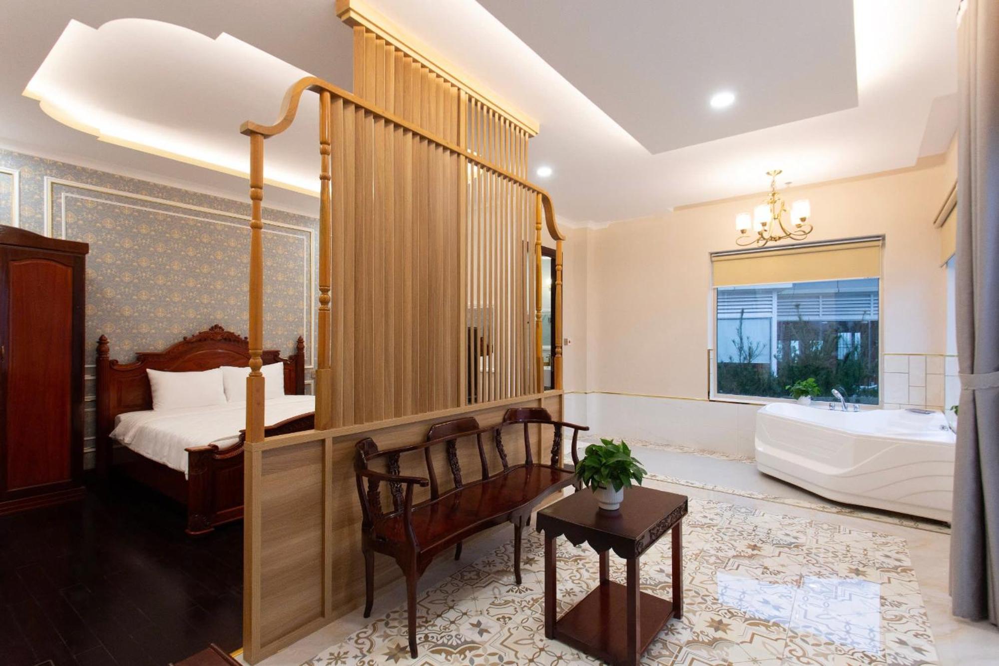 Hotel KháCh SạN Sunrise Dà LạT Da Lat Zewnętrze zdjęcie