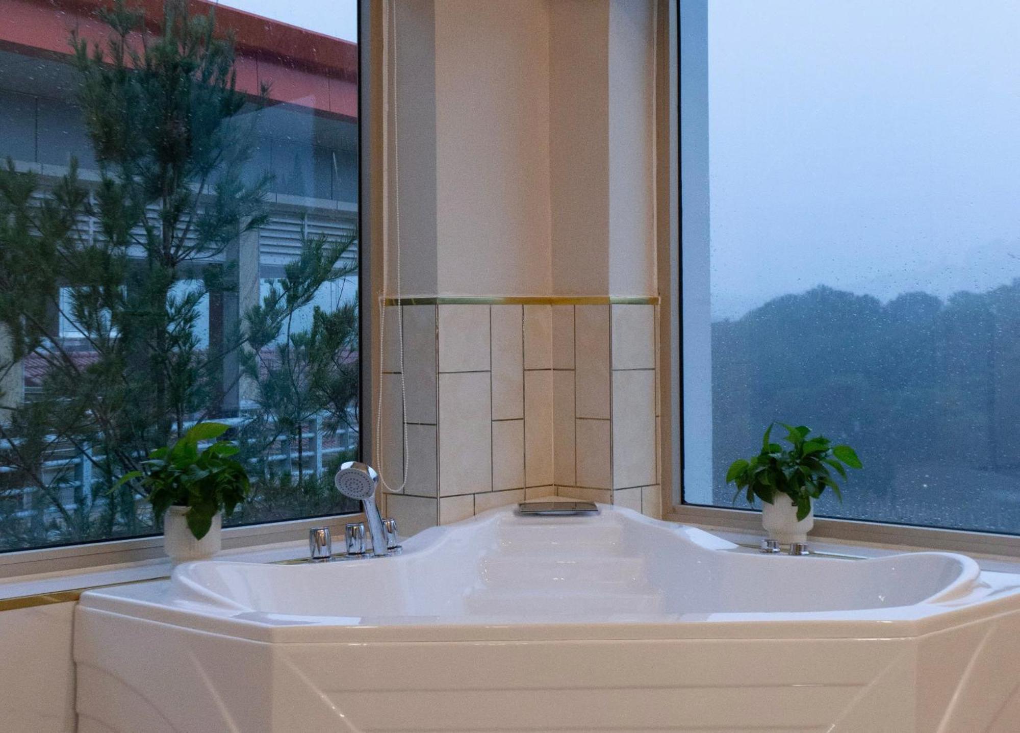 Hotel KháCh SạN Sunrise Dà LạT Da Lat Zewnętrze zdjęcie